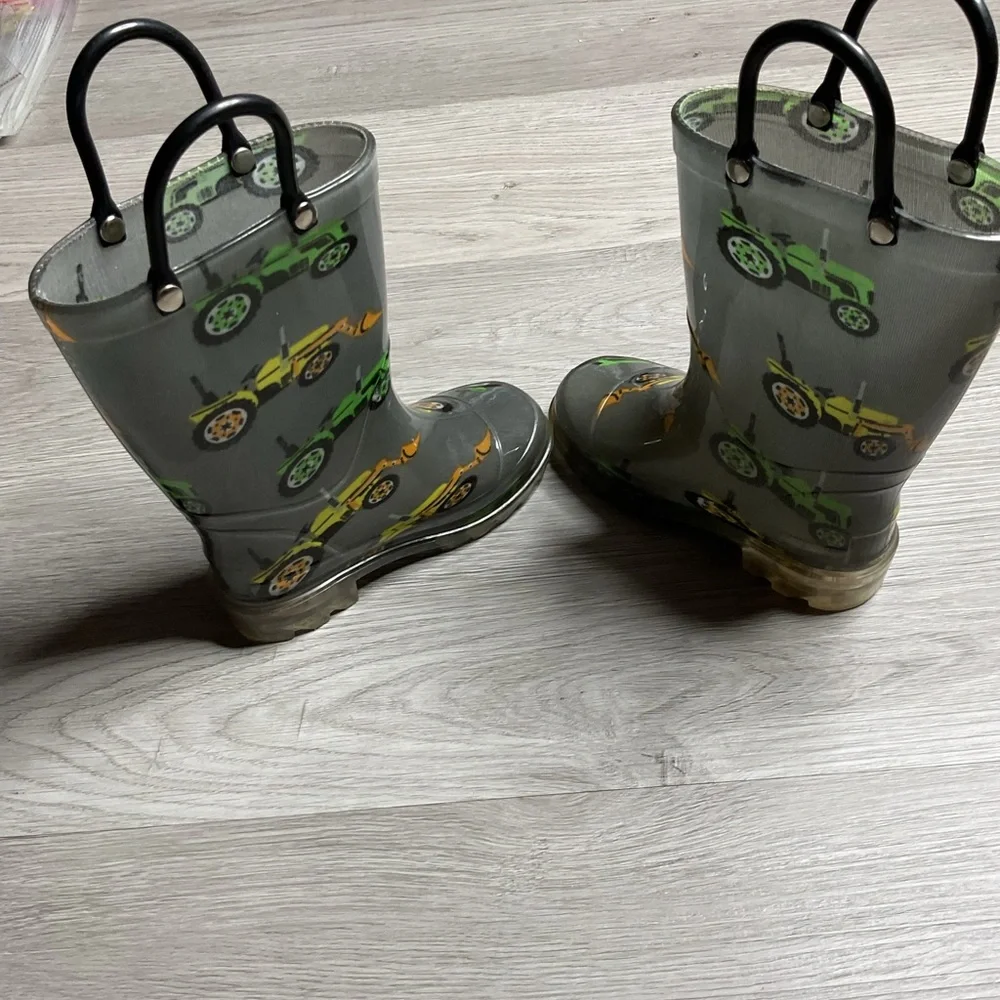 Sporto Kids Rubber‎ Boots Tractors Gray Boot Size 5/6 Only One Lights Up